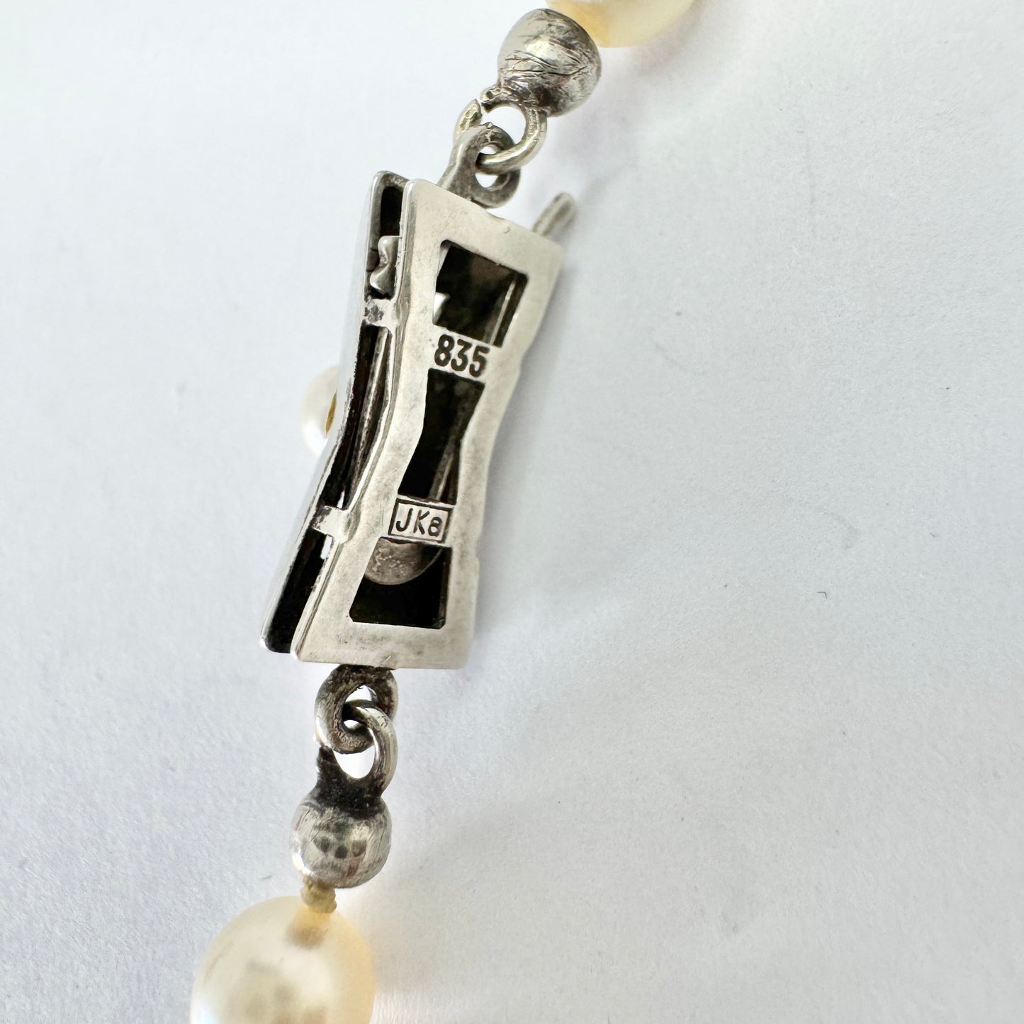 JKa Köhle, Germany. Vintage Pearl Silver Clasp Necklace