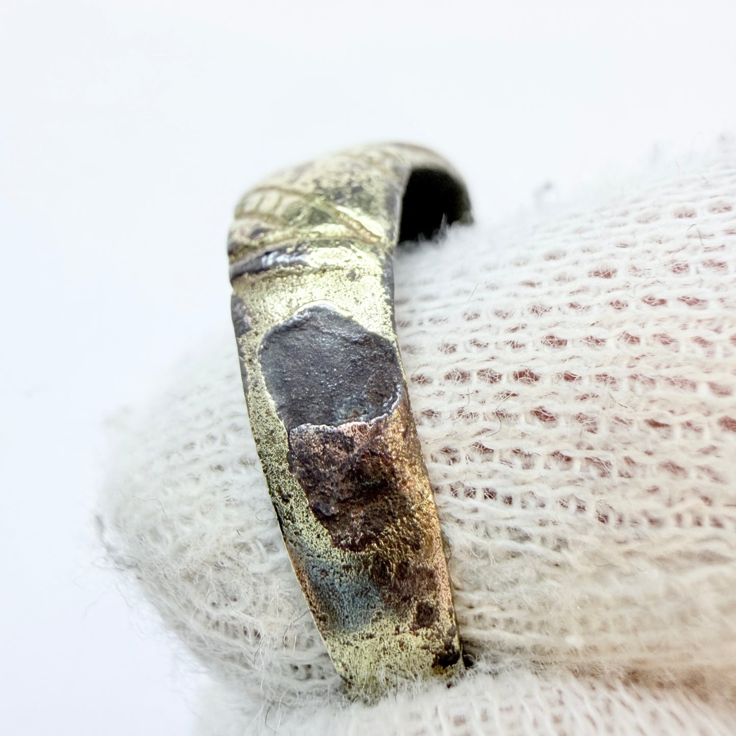 Antique Renaissance ca 16th C Gold Gilt on Copper on Bronze Signet Ring.
