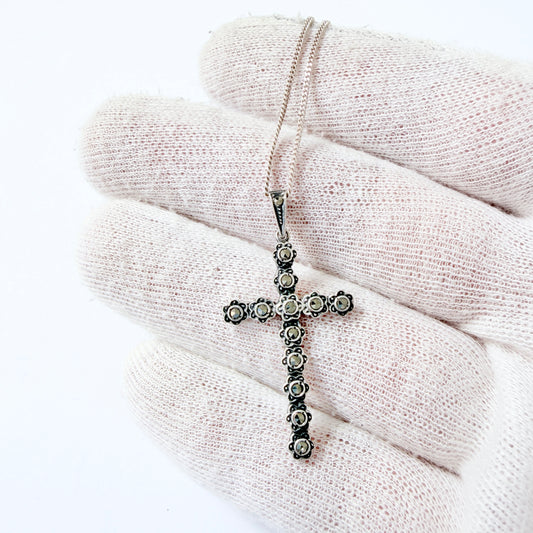 Vintage 1940s. Solid Silver Marcasite Cross Pendant Necklace.