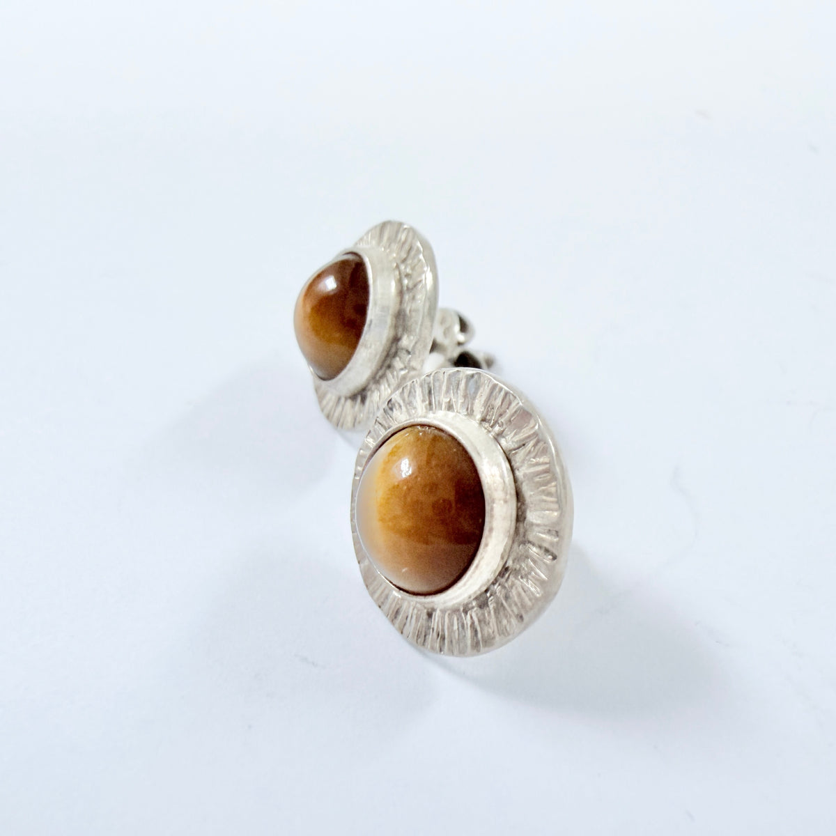Vintage ca 1960s Solid Silver Tiger's Eye Stud Earrings.