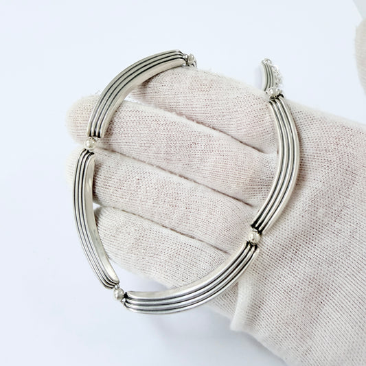 Kaplan, Stockholm, Sweden 1955. Vintage Mid-century Sterling Silver Necklace.
