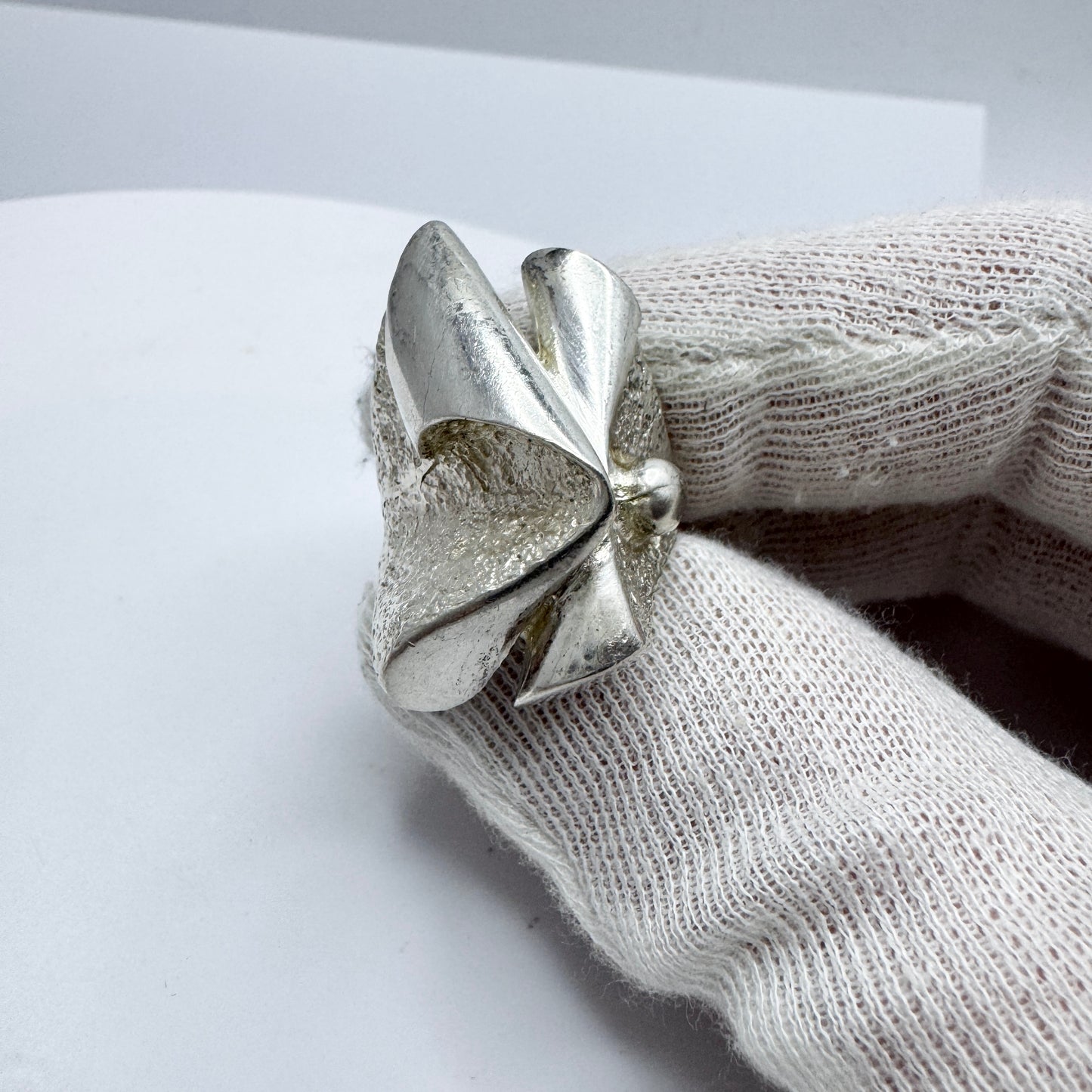 Sweden. Vintage Bold Vintage Modernist Brutalist Sterling Silver Ring.