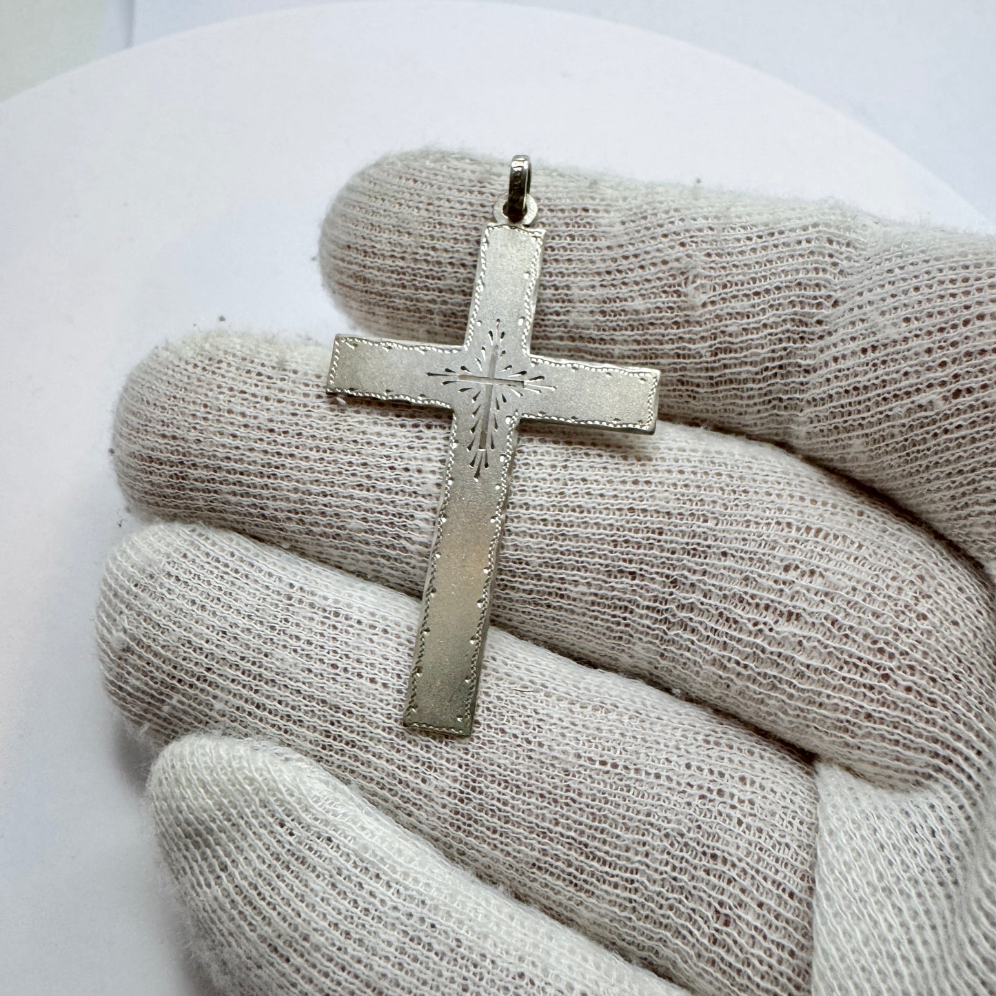 G Dahlgren, Sweden 1943. WW2-era Solid Silver Cross Pendant.