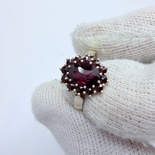 Vintage Gilt Solid Silver Garnet Cluster Ring.