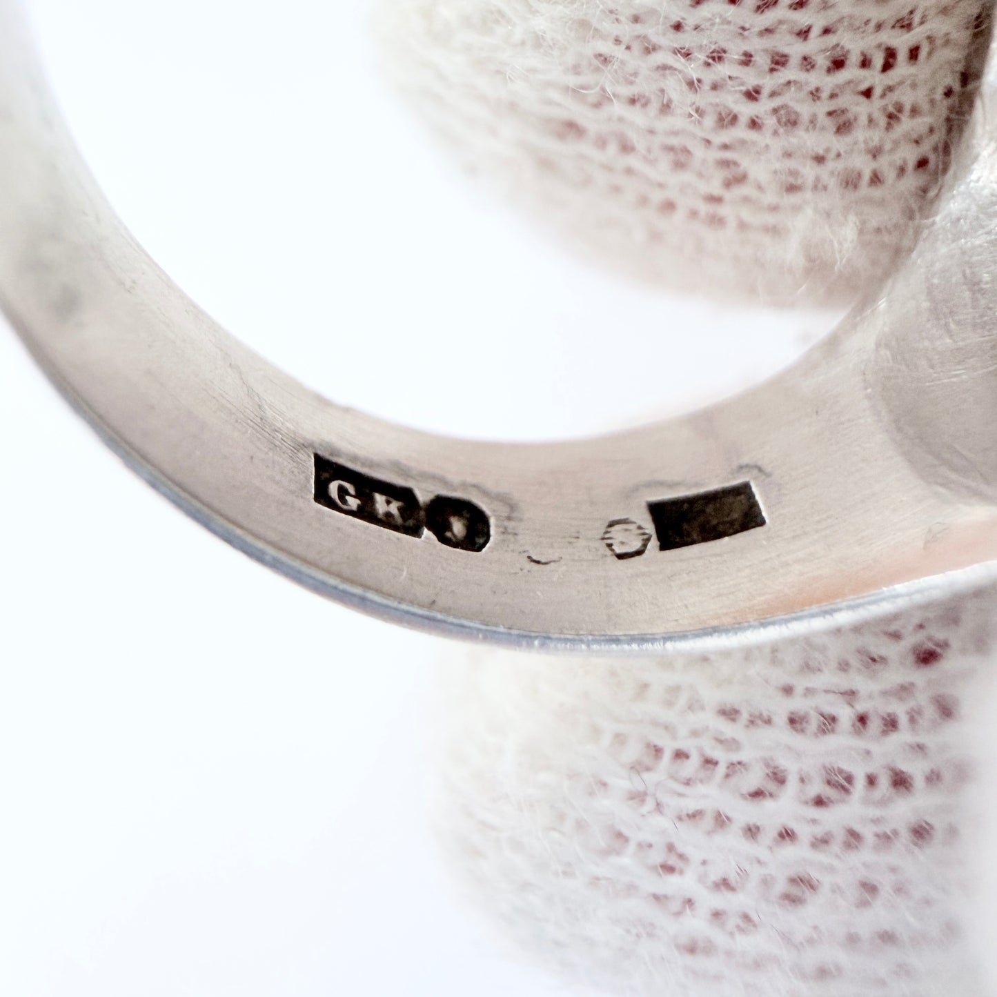 Kaplan, Sweden 1965. Vintage Sterling Silver Space Age Moon Surface Ring.