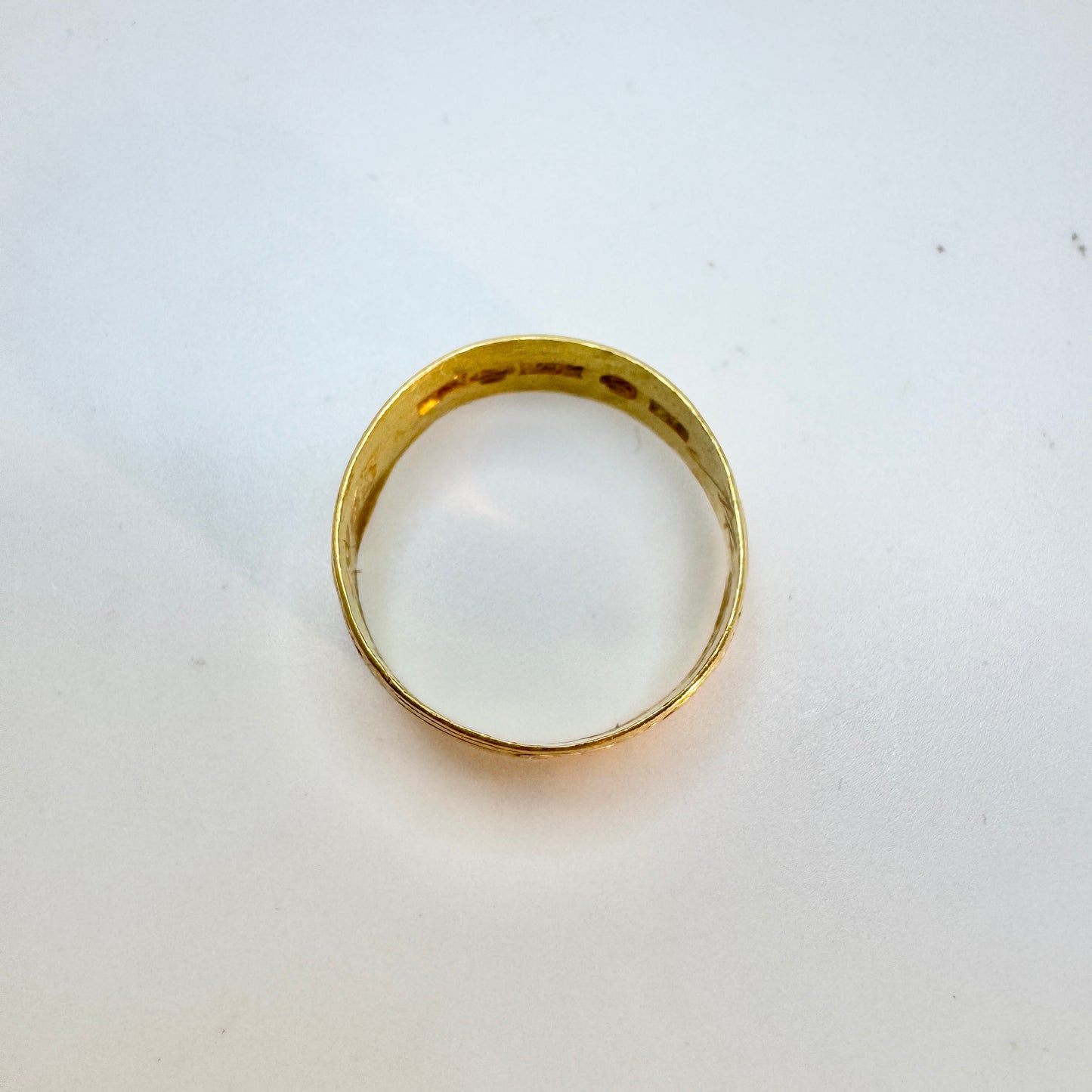 Sweden year 1902. Antique 23k Gold Floral Ring.