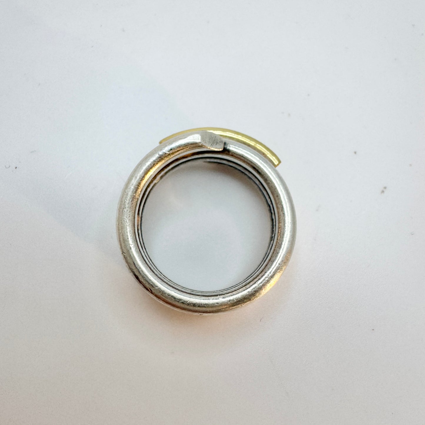 Rauff, Denmark. Vintage Sterling Silver Gold Detail Ring.