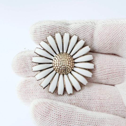 Anton Michelsen, Denmark. Vintage Sterling Silver White Enamel Daisy Brooch.