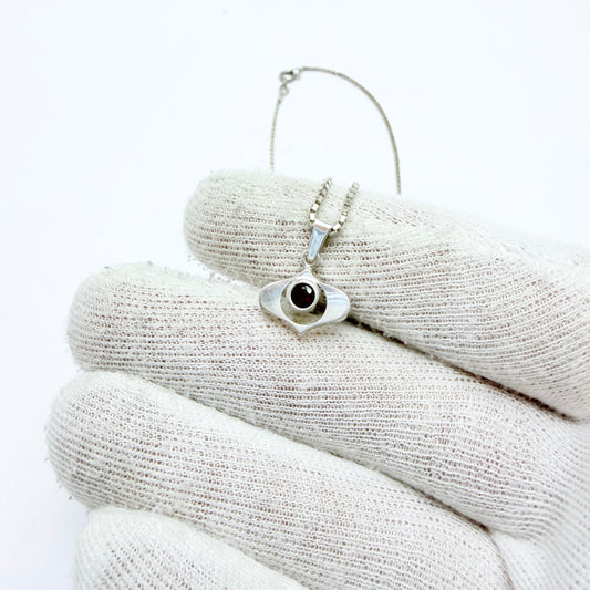 Salovaara, Finland. Vintage Sterling Silver Garnet Pendant Necklace.