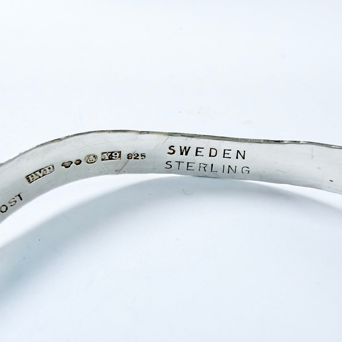 Peter von Post, Sweden 1973. Vintage Sterling Silver Bangle Bracelet.