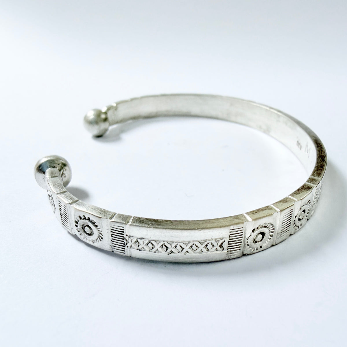 Vintage Solid Silver Open Bangle Bracelet.