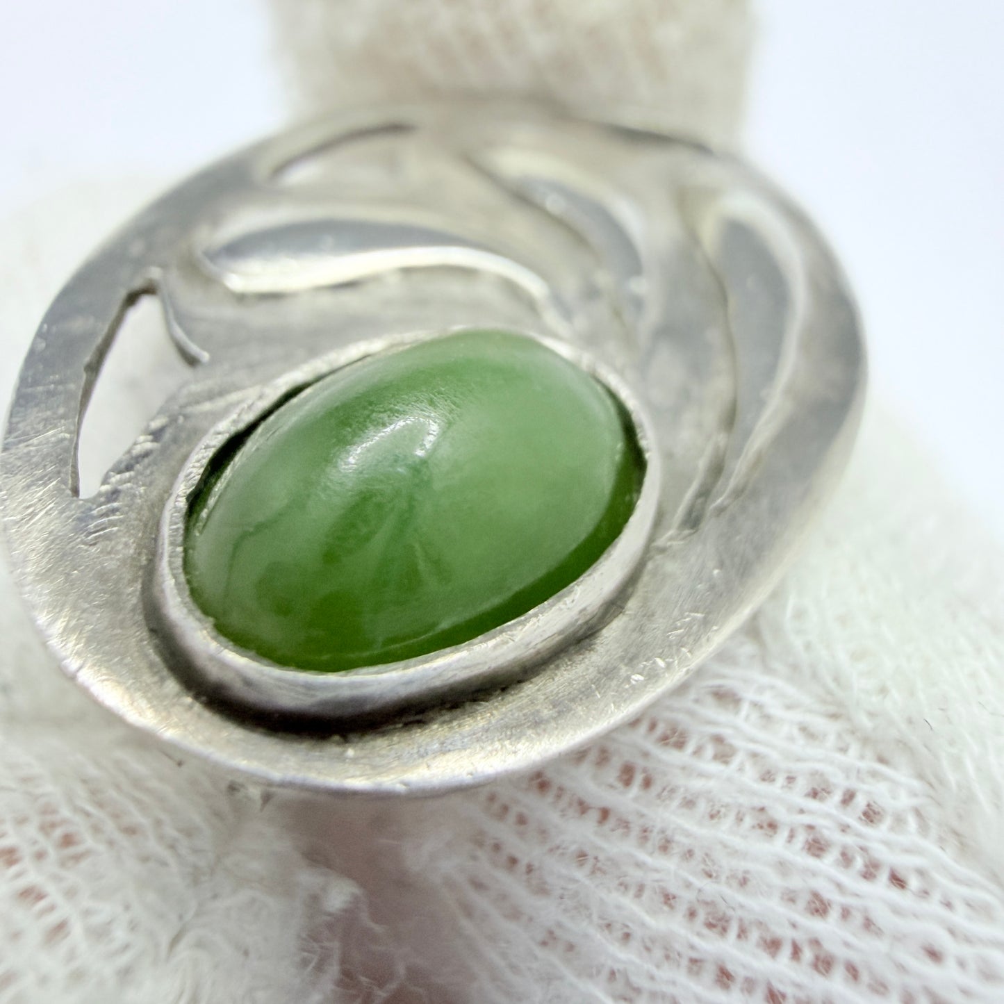 Antique Arts & Crafts Solid Silver Serpentine Stone Brooch.