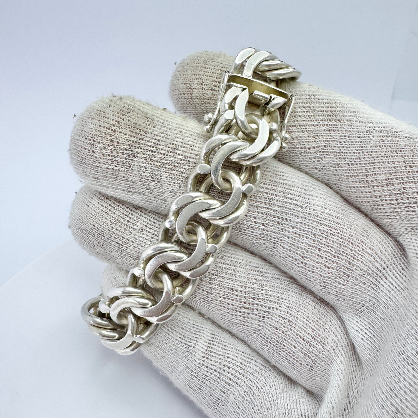 Victor Janson, Sweden 1974. Chunky Vintage Sterling Silver Bismark Bracelet.