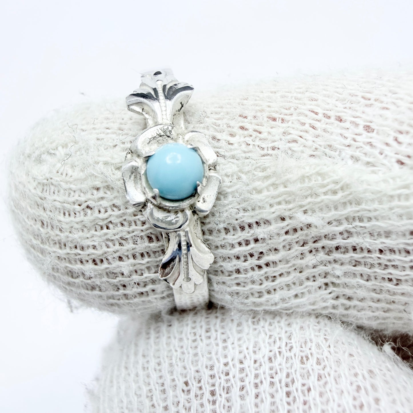 France. Vintage Solid Silver Turquoise Ring