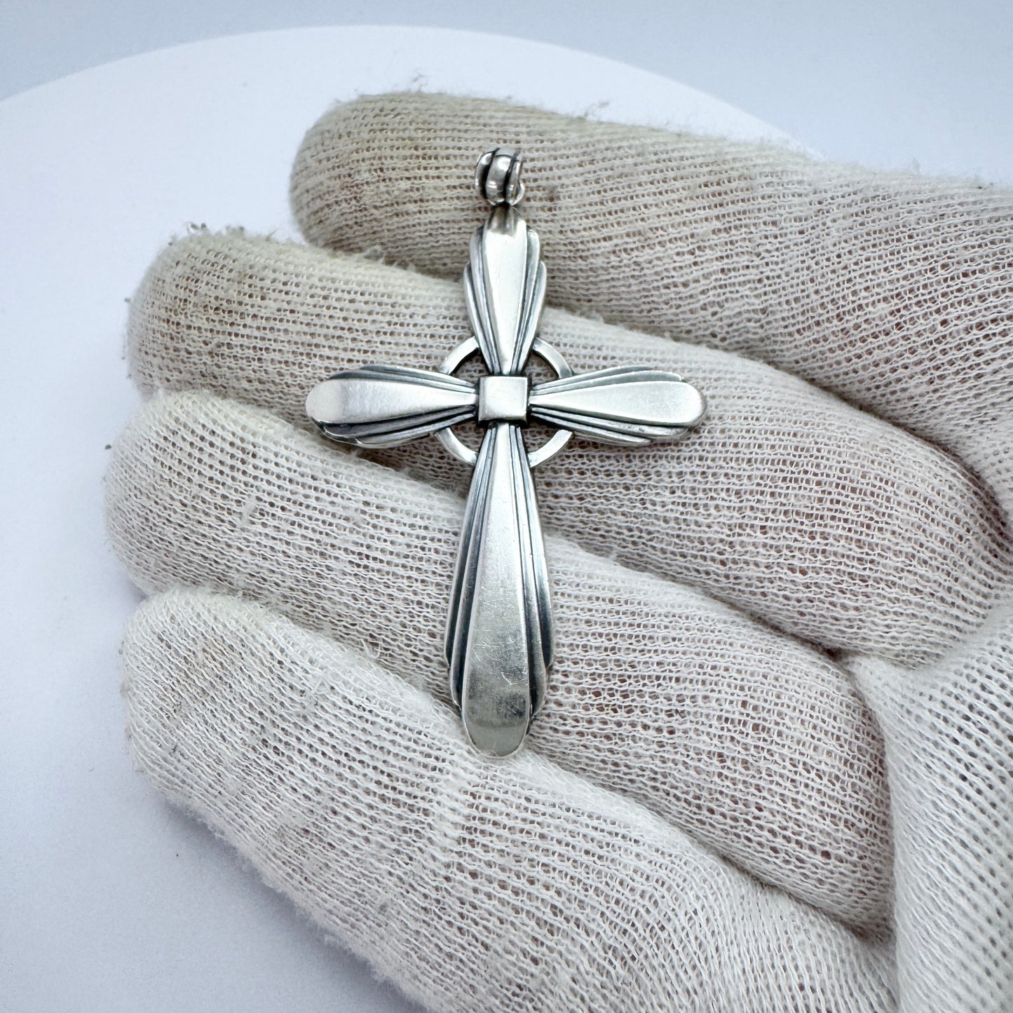 G Dahlgren, Sweden 1947. Vintage Sterling Silver Cross Pendant.