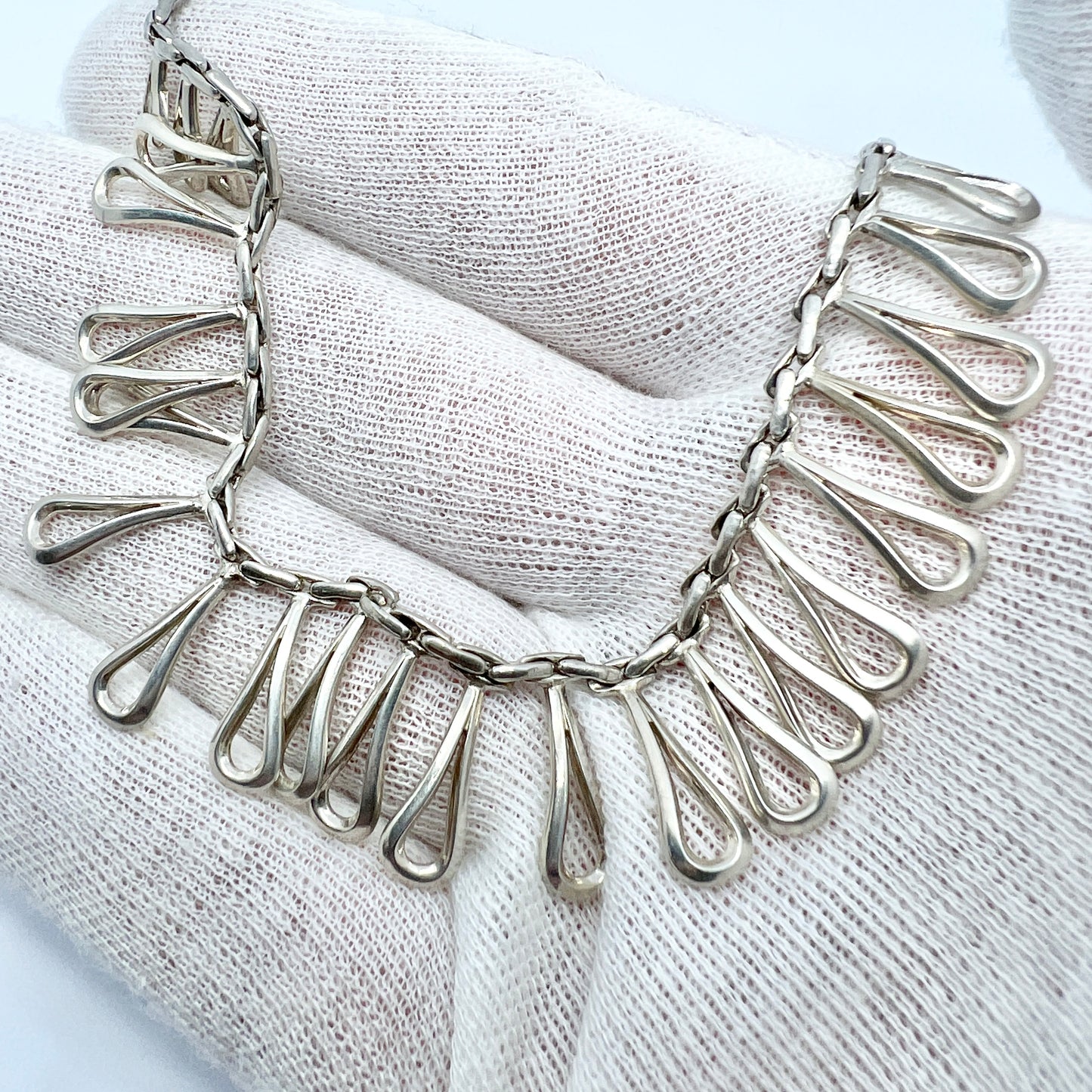 Vintage 1950-60s Solid Silver Necklace