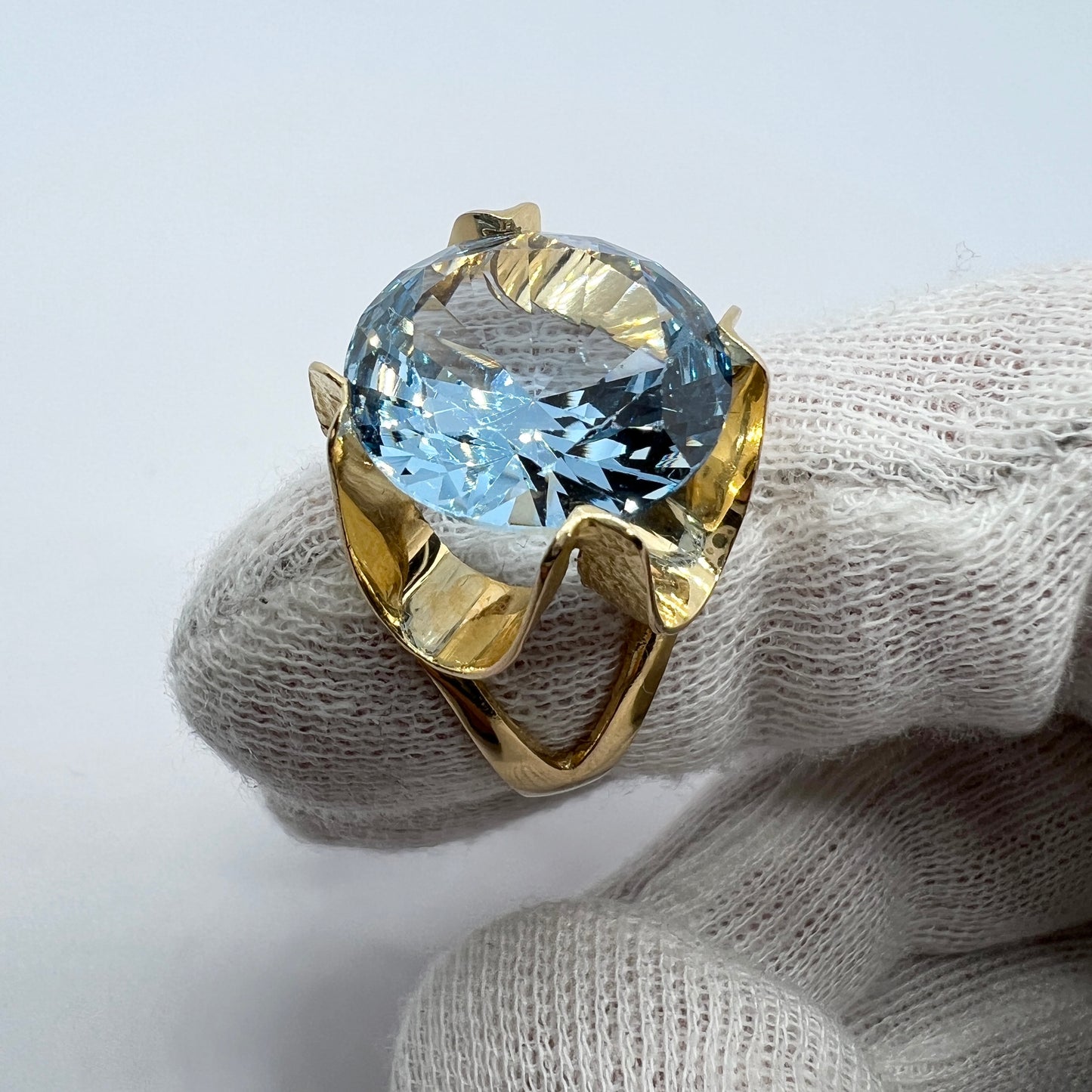 Vintage 1960s. Bold 18k Gold Icy Blue Synthetic Spinel Ring.