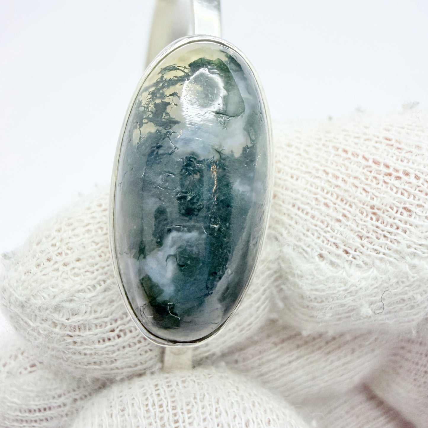 Vintage ca 1960s Solid Silver Moss Agate Bangle Bracelet.