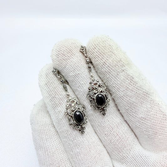 Vintage 1940s. Vintge Sterling 935 Silver Marcasite Onyx Earrings.