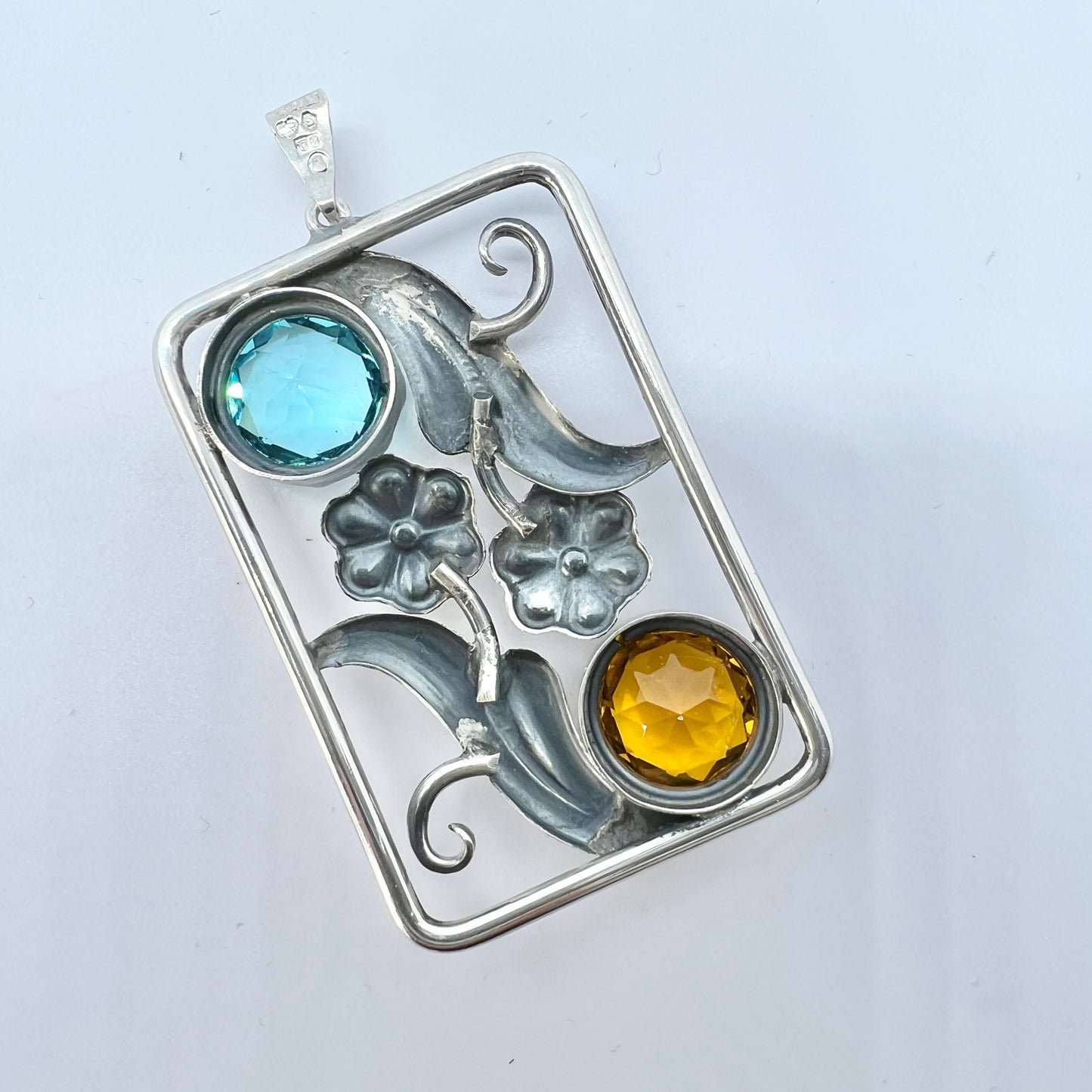 Rune Hamrin, Sweden 1946. Vintage Sterling Silver Paste Stone Pentant.