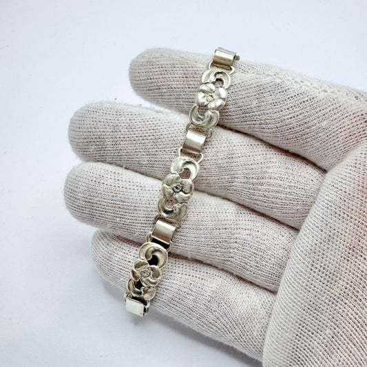 Asa-Silver Tage Linde, Sweden 1955. Vintage Solid Silver Floral Bracelet.