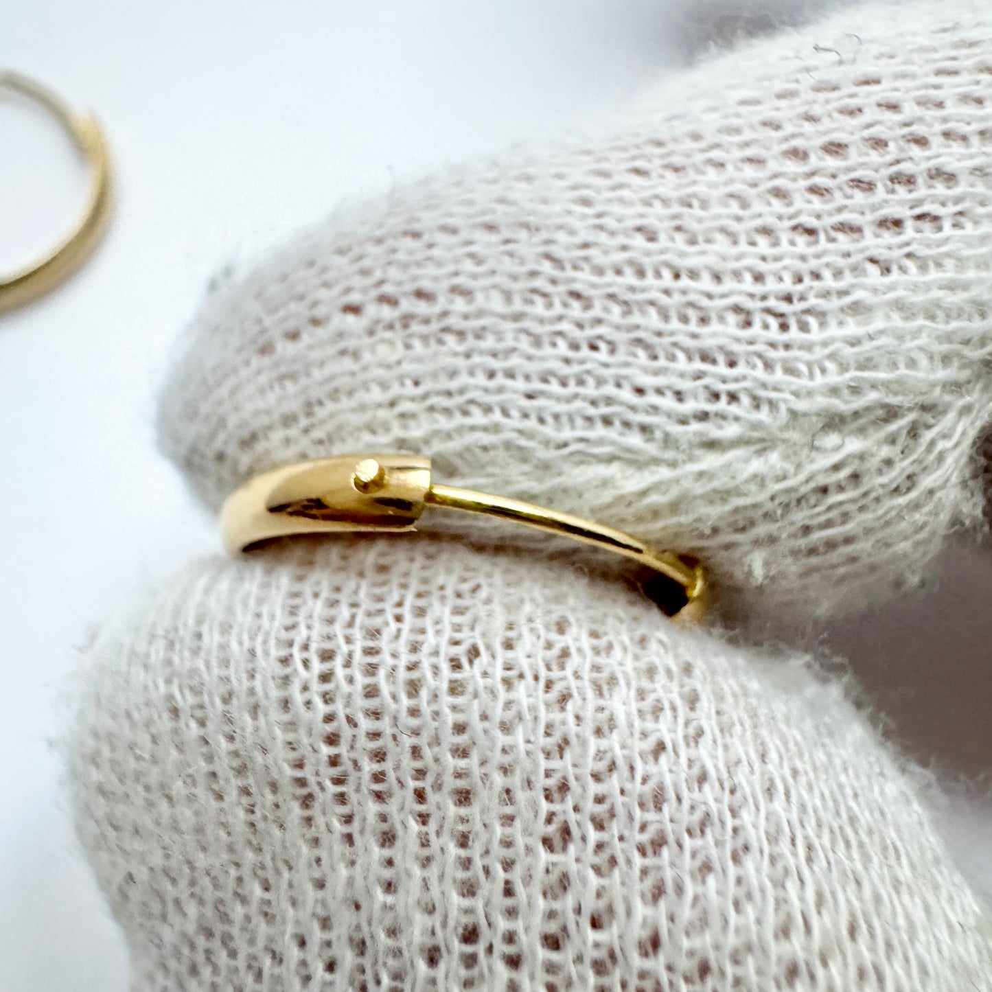 18k Gold Hoop Earrings.