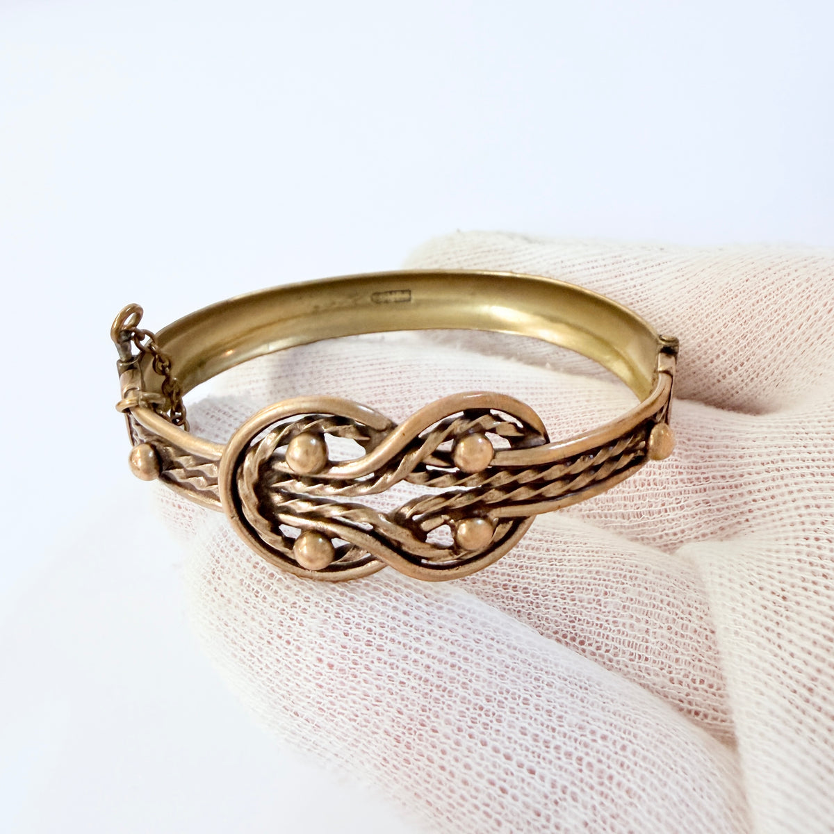 Kalevala Koru, Finland. Vintage Bronze Hinged Bracelet. Design Teljänneito