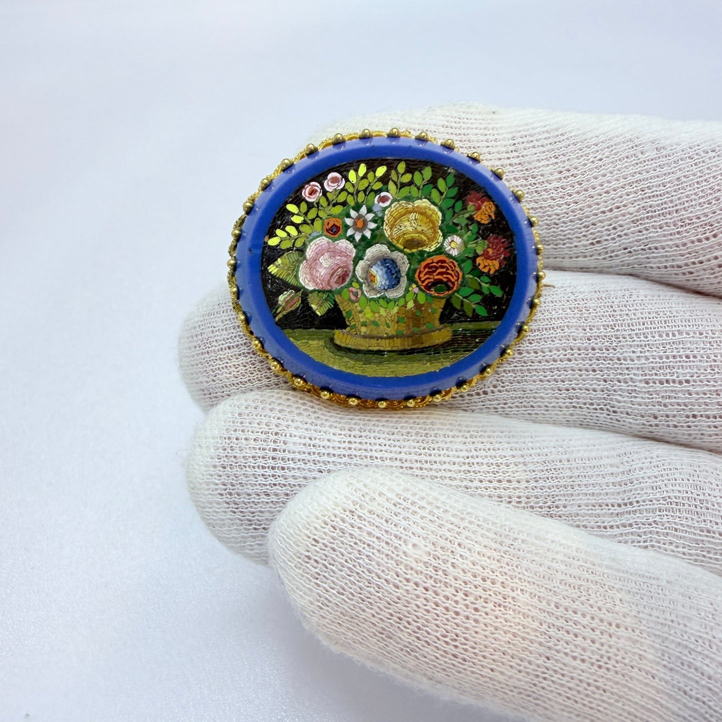 Antique Victorian 18k Gold Micro Mosaic Brooch.