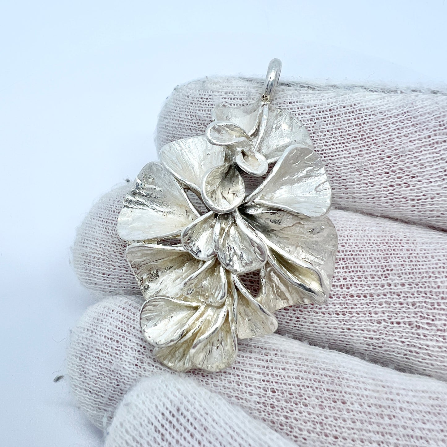 Etsuko Minowa, for Nordisk Kokusai, Sweden 1977. Vintage Sterling Silver Pendant.