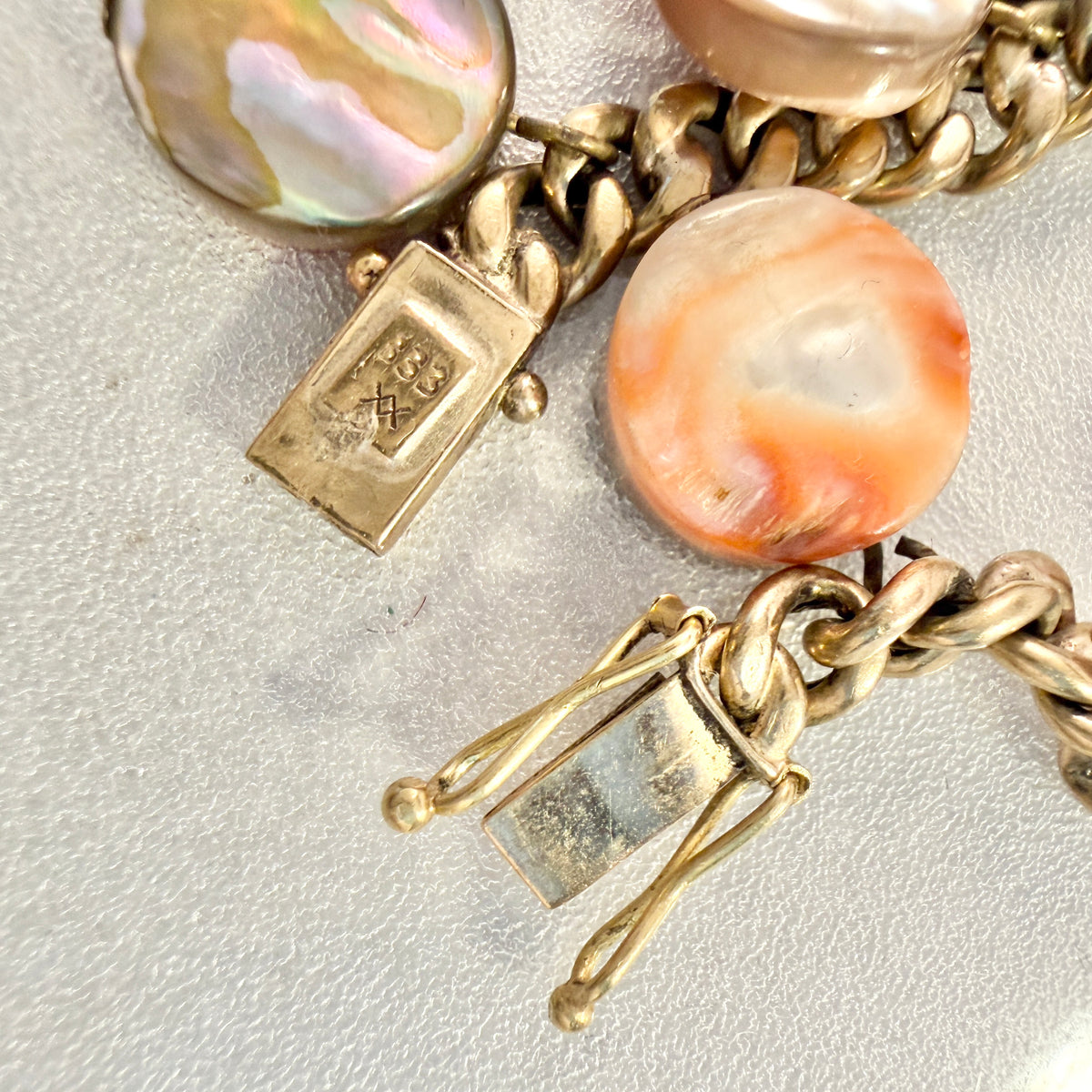 Vintage 8k Gold Multi Shell Stone Bracelet.