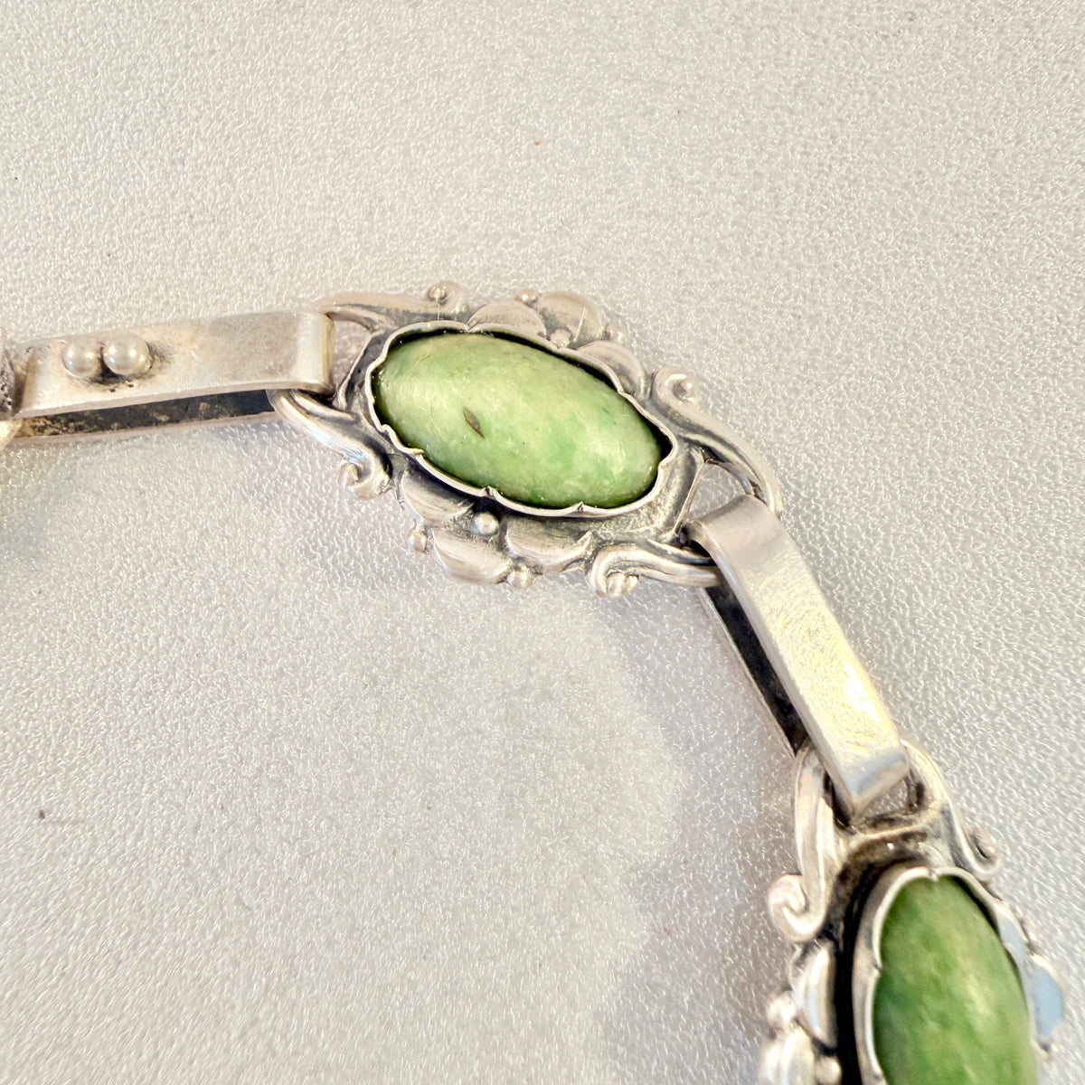 VIntage ca 1940s Solid Silver Green Calcite Bracelet. Possibly Denmark.