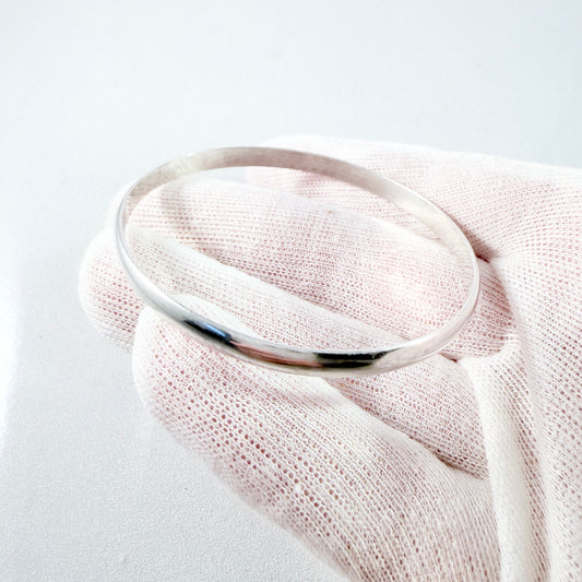 Hedbergs, Sweden 1975. Vintage Sterling Silver bangle Bracelet.
