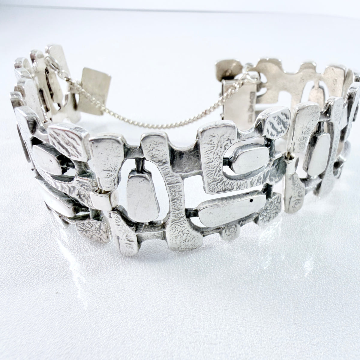 Joachim Klintz, Sweden year 1970. Chunky Vintage Modernist Sterling Silver Bracelet.
