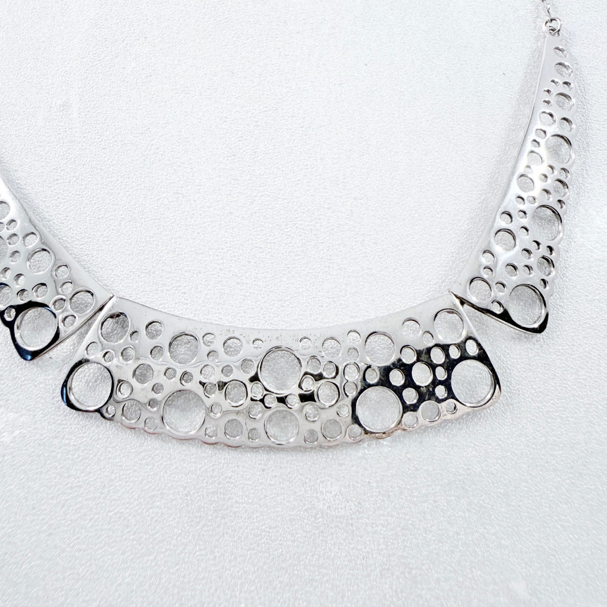 Kultakeskus, Finland. Design Liisa Vitali, Vintage Sterling Silver Necklace