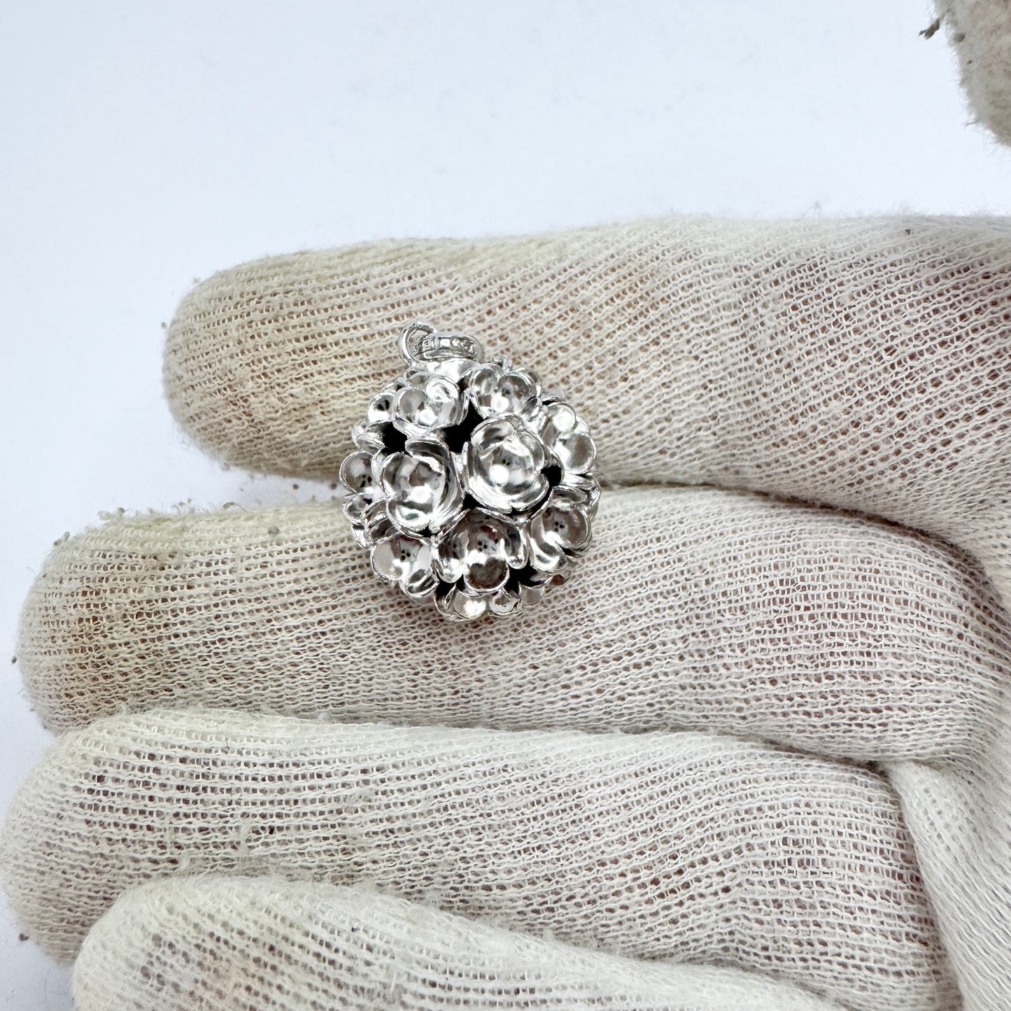 Liisa Vitali for Kultakeskus, Finland. Vintage Sterling Silver Pendant. Spring.