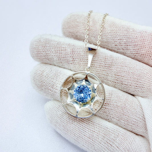 Salovaara, Finland 1970s. Vintage Solid SIlver Blue Synthetic Spinel Pendant Necklace.