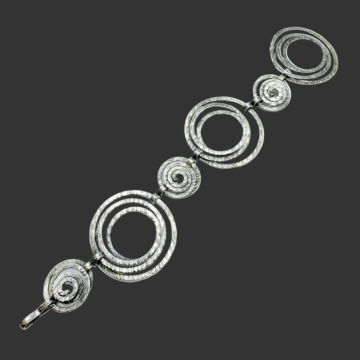 Elis Kauppi, Kupittaan Kulta Finland 1969. Vintage Solid Silver Bracelet.