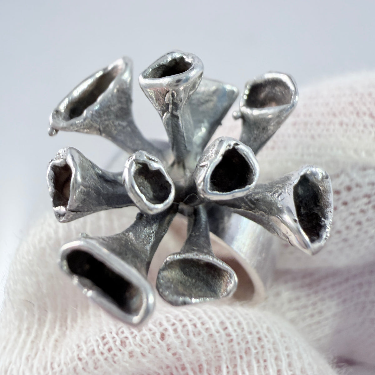 Valo-Koru, Finland 1971. Vintage Sterling Silver Reindeer Moss Design Ring.