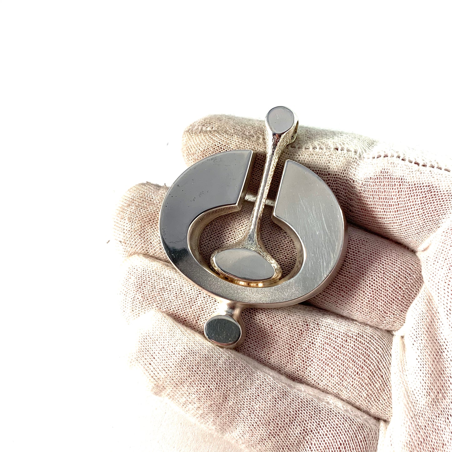 Jorma Laine for Turun Hopea Finland 1974 Bold Modernist Signed Solid Silver Pendant.