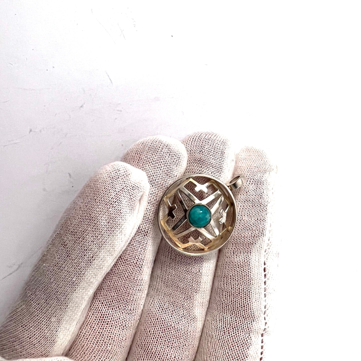 Martti Viikinniemi, Finland 1966. Vintage Solid Silver Aventurine Pendant.