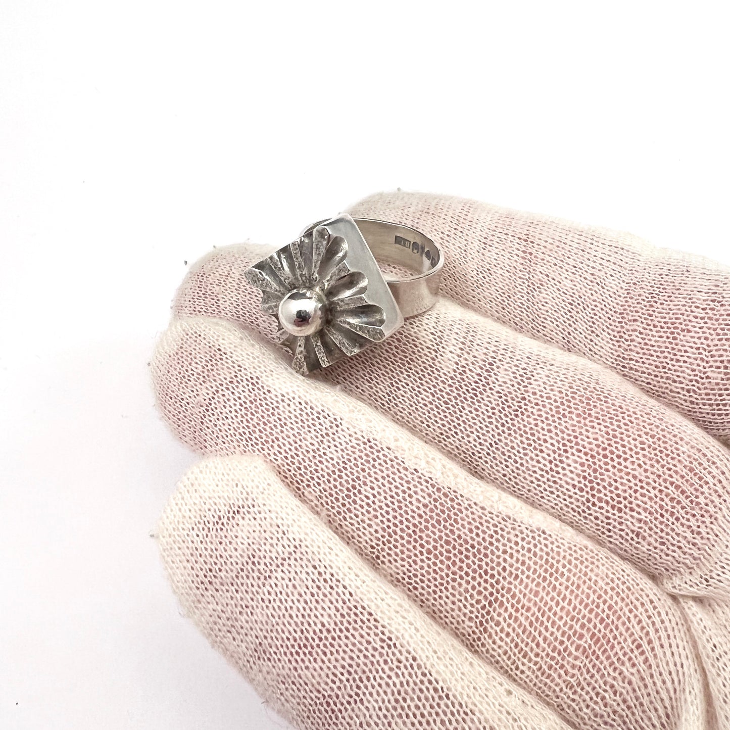 Joachim Klintz, Sweden year 1974. Vintage modernist Sterling Silver Ring. Signed.