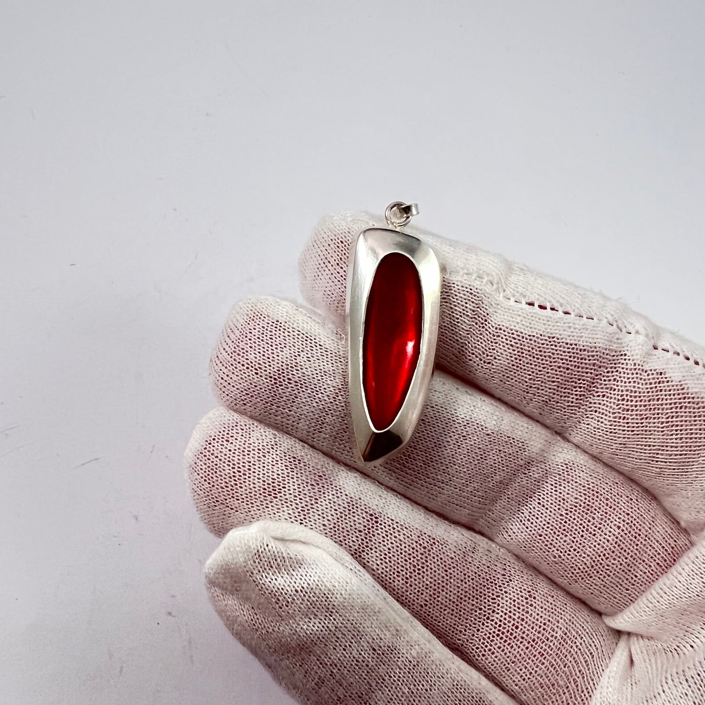 Hedberg, Sweden year 1960. Sterling Silver Red Enamel Pendant.