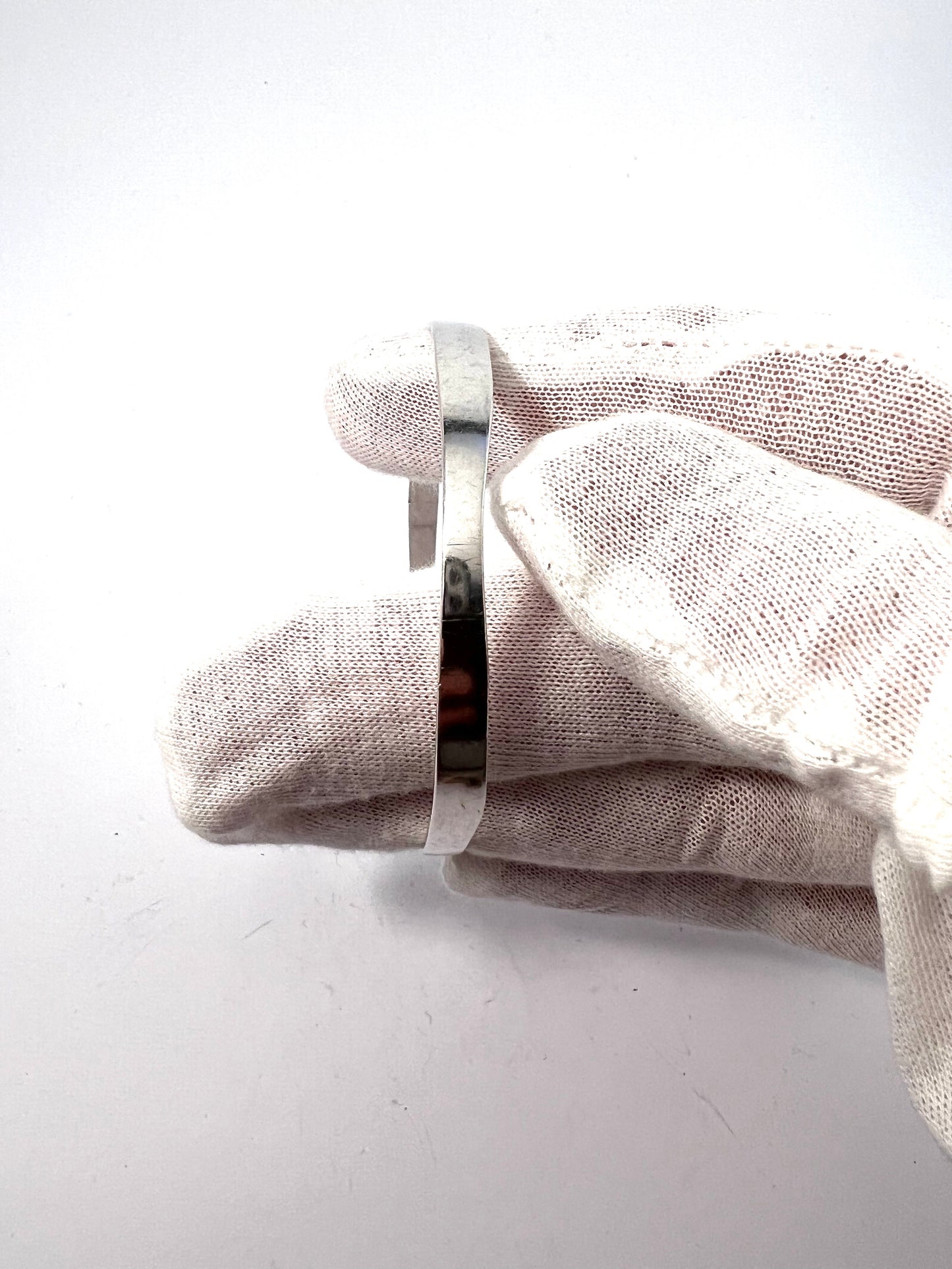 Molin, Sweden 1979. Vintage Sterling Silver Bangle. Signed.