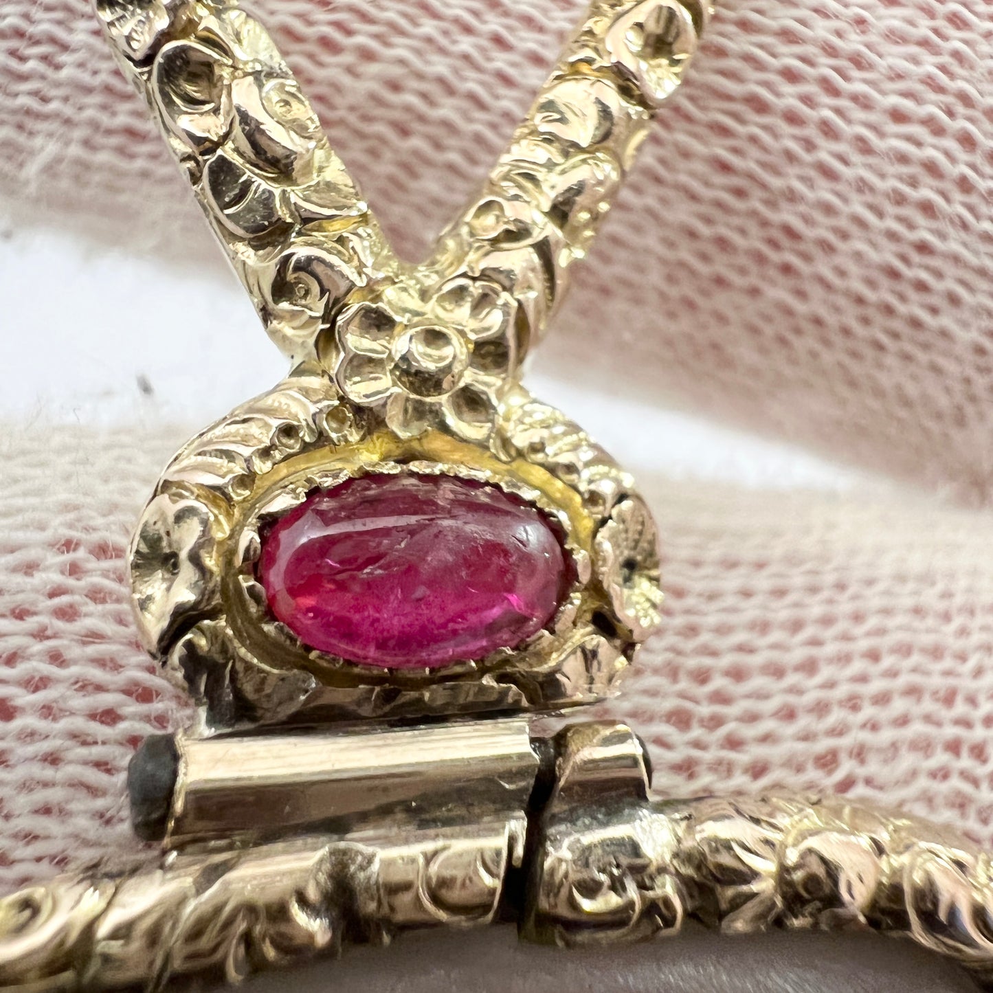 Antique Georgian 14k Gold Sapphire Quizzing Magnifying Glass Pendant.