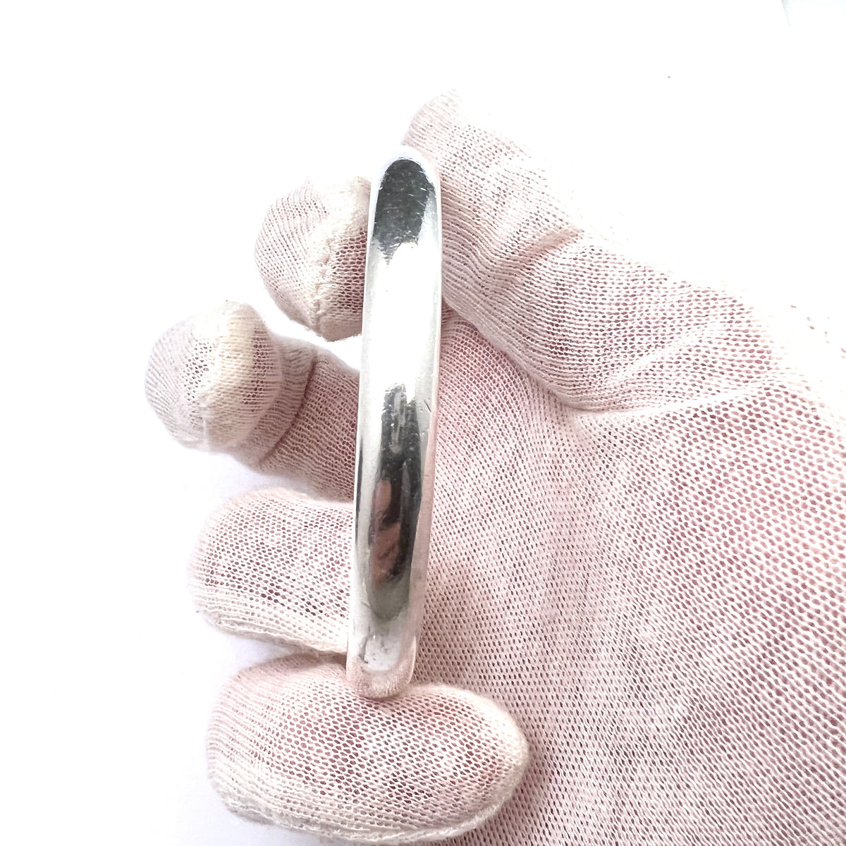 Hans Hansen, Denmark 1960s. Vintage Sterling Silver Bangle. Design 205.