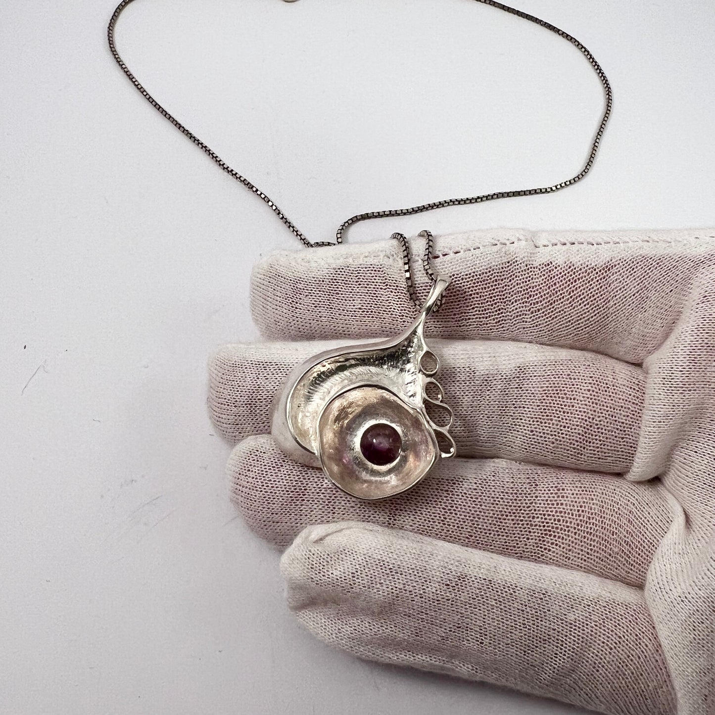 Robbert, Sweden c 1970s. Sterling Silver Amethyst Pendant Necklace. Signed