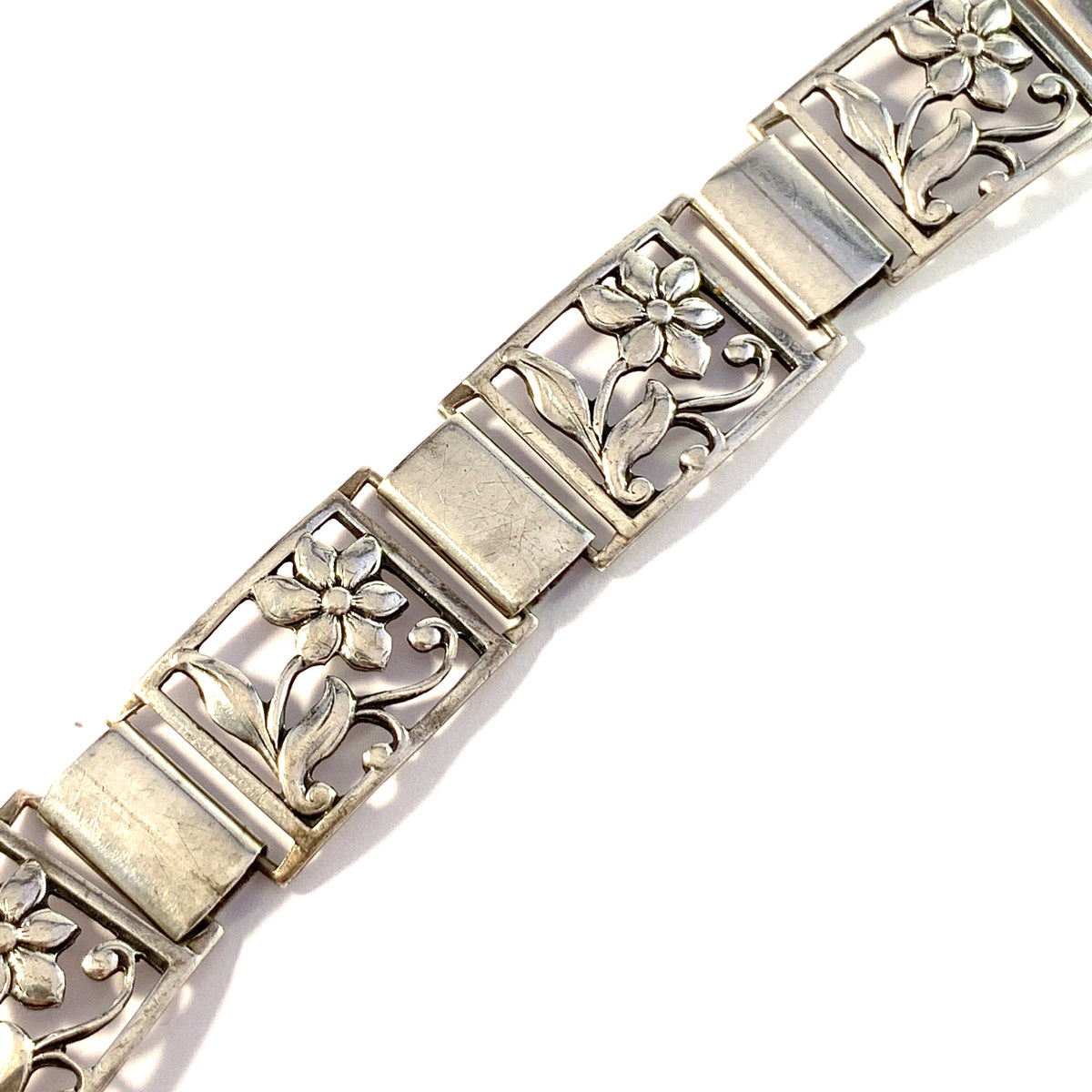 Thor Selzer Madsen, Denmark. Vintage 1960s Solid Silver Link Bracelet. Design no 309