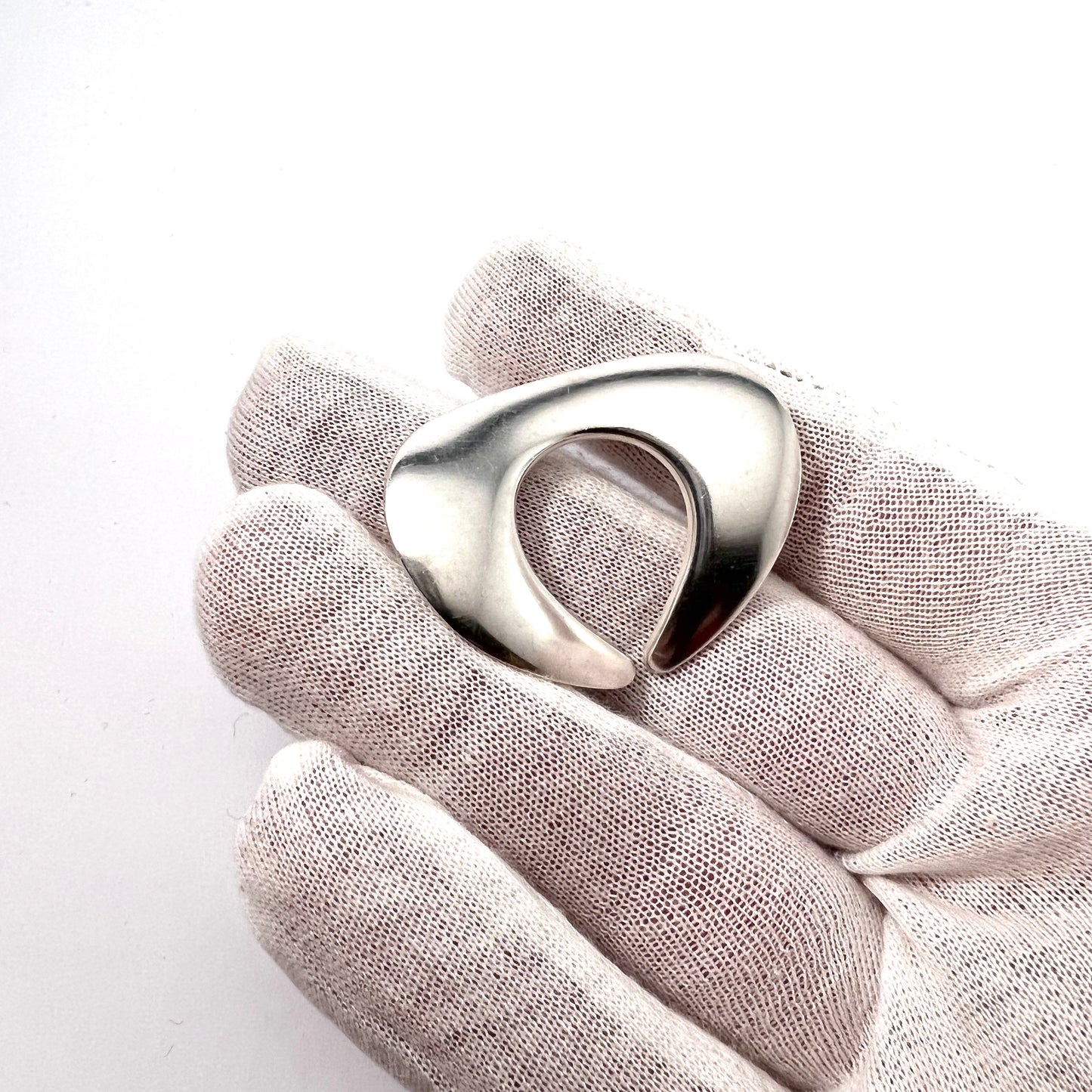 Nanna Ditzel for Georg Jensen, Denmark. Vintage Sterling Silver Brooch. Design #366