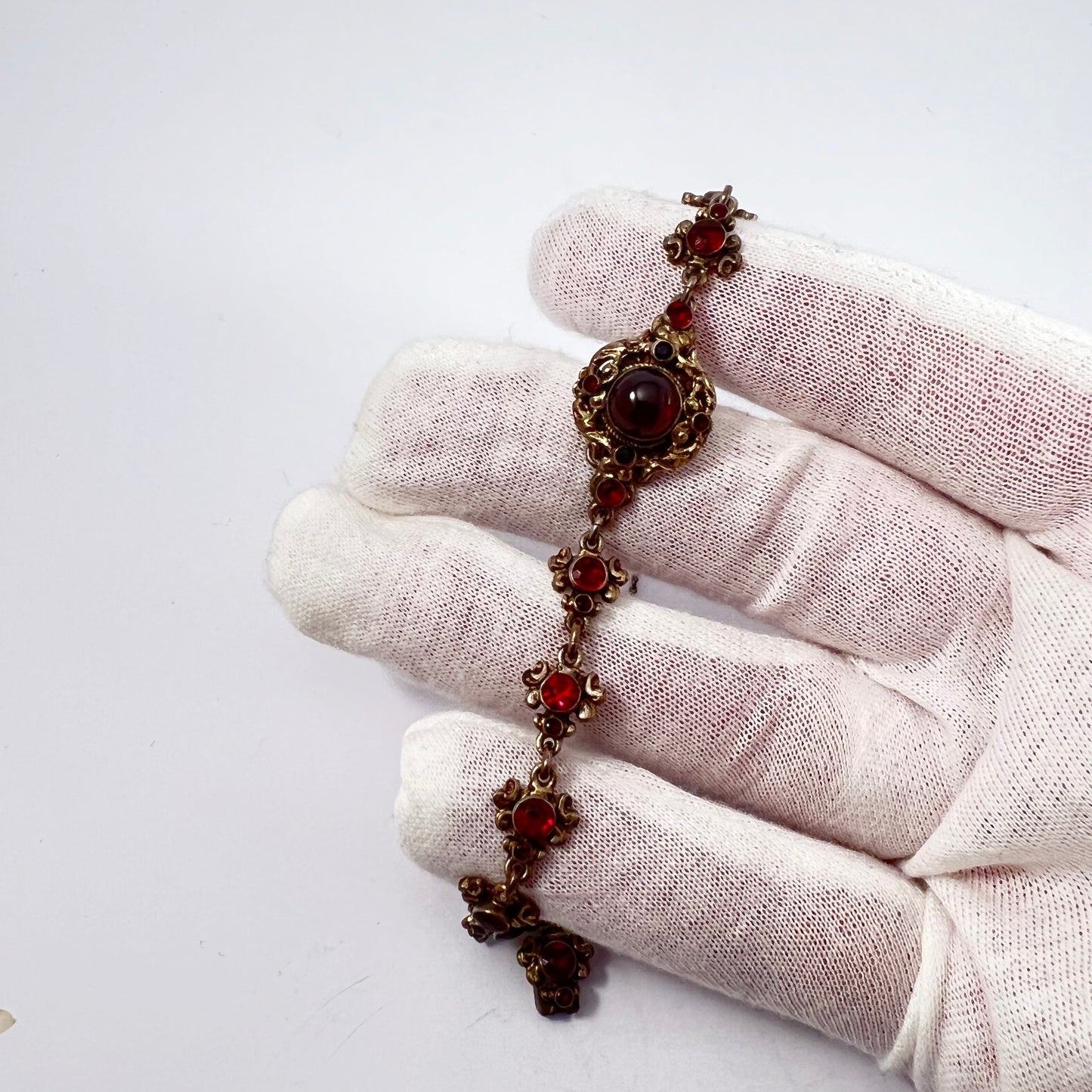 Czechoslovakia, Antique early 1900s Solid Silver Bohemian Garnet Bracelet. Hallmarked.