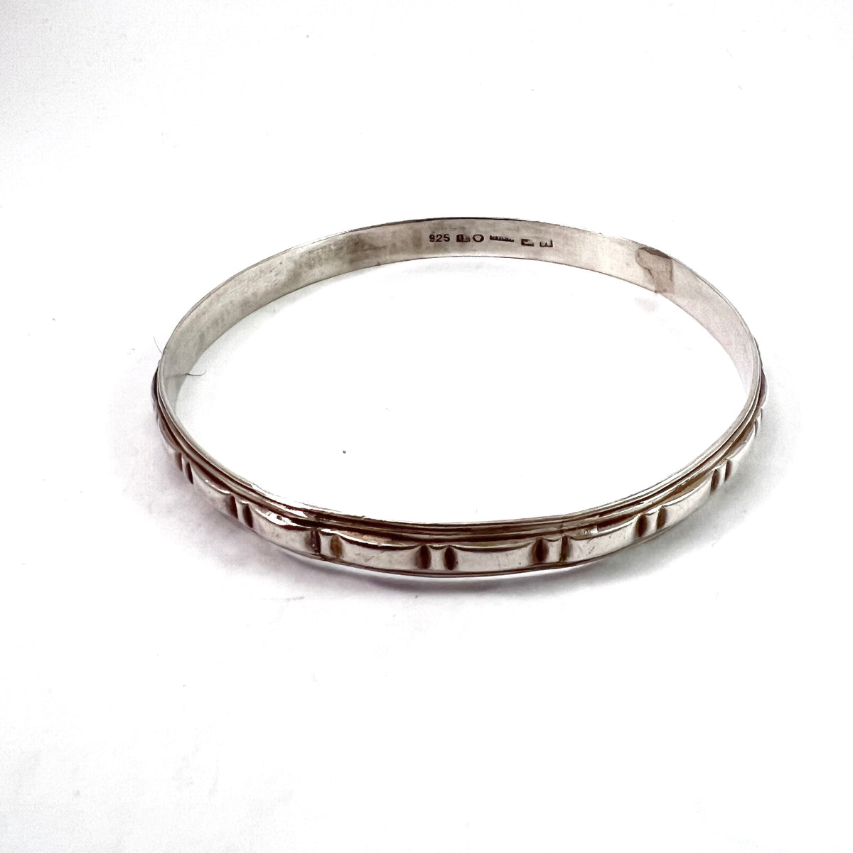 Harald I Erling, Finland 1933. Vintage Art Deco Solid Silver Bangle Bracelet.